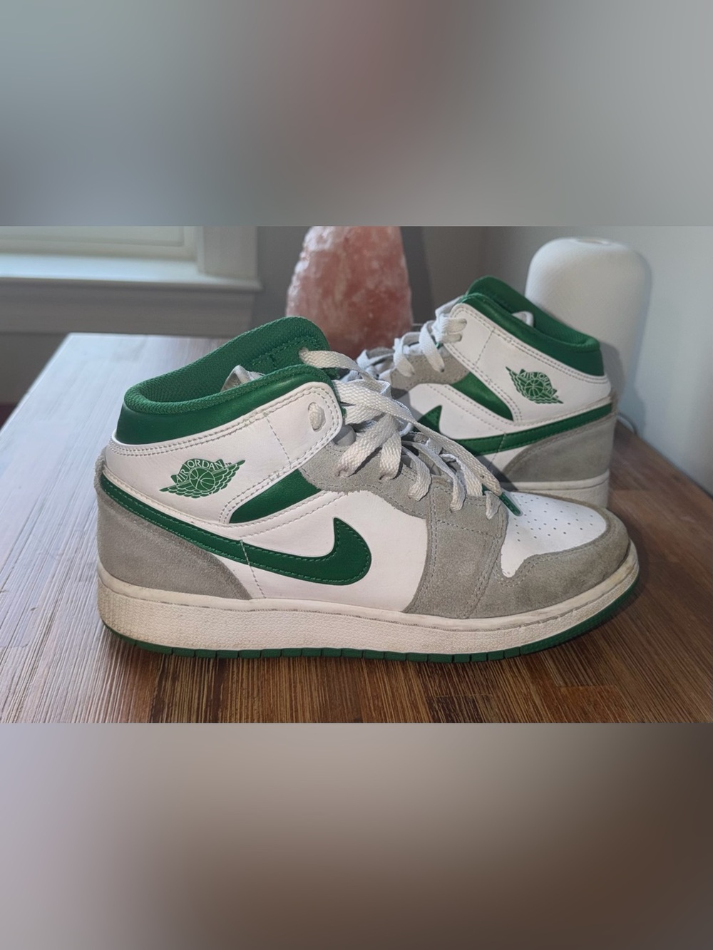 Jordan 1 Mid